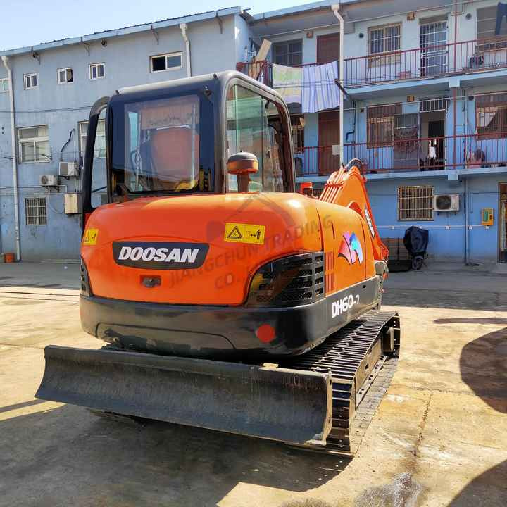 Awesome Performance Korea Imported Small Scale Used Doosan Dh60 Excavator - Excavadora de cadenas: foto 5 Awesome Performance Korea Imported Small Scale Used Doosan Dh60 Excavator - Excavadora de cadenas: foto 5