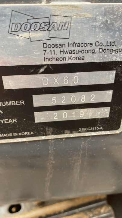 Awesome Performance Korea Imported Small Scale Used Doosan Dx60 Excavator in Shanghai - Excavadora de cadenas: foto 5 Awesome Performance Korea Imported Small Scale Used Doosan Dx60 Excavator in Shanghai - Excavadora de cadenas: foto 5