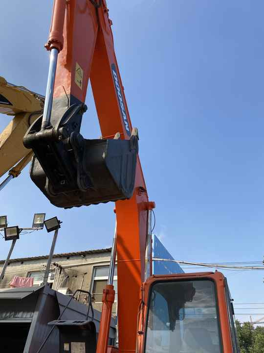 Best Selling DOOSAN excavator machine construction used machinery equipment dx225 DX60 DX70 DH60 DH220 used excavators in stock - Excavadora: foto 4 Best Selling DOOSAN excavator machine construction used machinery equipment dx225 DX60 DX70 DH60 DH220 used excavators in stock - Excavadora: foto 4