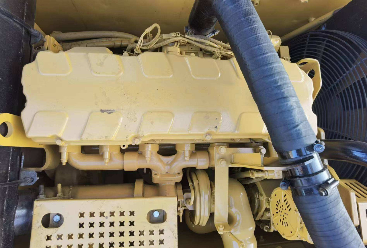 CAT 330C 330D 30Tons excavator Used CAT Excavator - Excavadora de cadenas: foto 4 CAT 330C 330D 30Tons excavator Used CAT Excavator - Excavadora de cadenas: foto 4