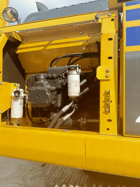 Cheap Used Japan Komatsu PC200-7 PC300 PC350-7 Excavator Used Komatsu 20 Ton Excavator Price PC200 - Excavadora: foto 2 Cheap Used Japan Komatsu PC200-7 PC300 PC350-7 Excavator Used Komatsu 20 Ton Excavator Price PC200 - Excavadora: foto 2