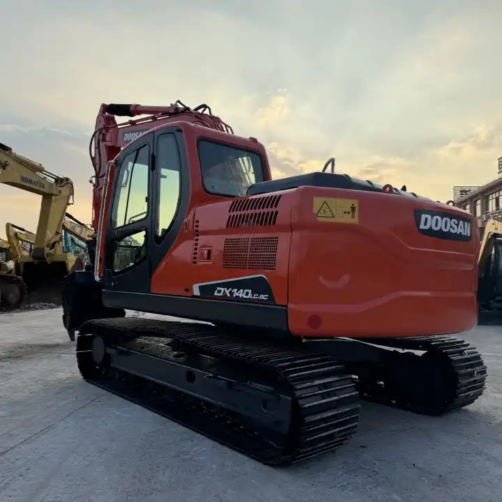 Doosan Dx140 Used Excavator DX140LC-9C Min Excavator Crawler Equipment Machinery Dx60 Dx80 Dx140LC Dx225 Dx300LC Dh60 Dx55 - Excavadora de cadenas: foto 3 Doosan Dx140 Used Excavator DX140LC-9C Min Excavator Crawler Equipment Machinery Dx60 Dx80 Dx140LC Dx225 Dx300LC Dh60 Dx55 - Excavadora de cadenas: foto 3