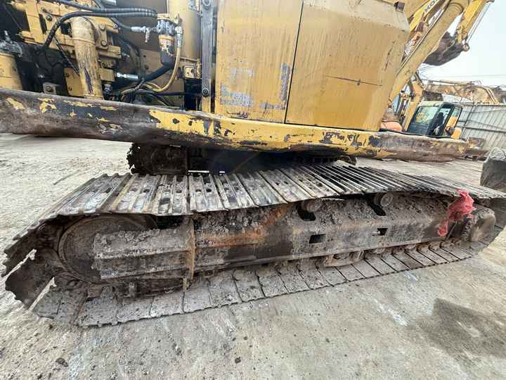 Good Condition Good price Second Hand Caterpillar 325bl Excavator Used Cat 325b 325bl in stock - Excavadora de cadenas: foto 3 Good Condition Good price Second Hand Caterpillar 325bl Excavator Used Cat 325b 325bl in stock - Excavadora de cadenas: foto 3