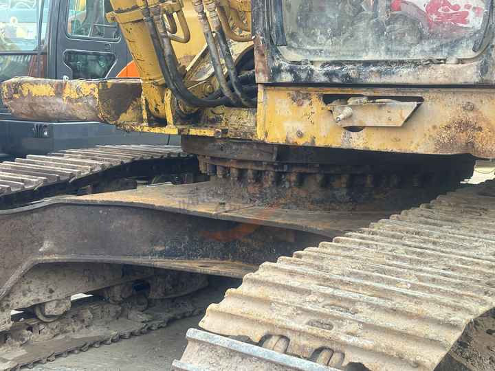 Good Condition Second Hand Caterpillar 325bl Excavator Used Cat 325b 325bl with good condition in stock - Excavadora de cadenas: foto 5 Good Condition Second Hand Caterpillar 325bl Excavator Used Cat 325b 325bl with good condition in stock - Excavadora de cadenas: foto 5