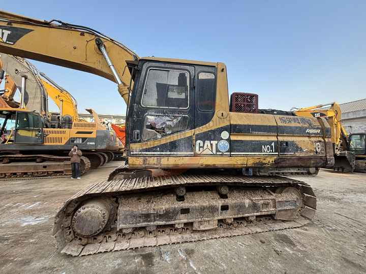 Good Condition Second Hand Caterpillar 325bl Excavator Used Cat 325b 325bl with good condition in stock For Sale - Excavadora de cadenas: foto 4 Good Condition Second Hand Caterpillar 325bl Excavator Used Cat 325b 325bl with good condition in stock For Sale - Excavadora de cadenas: foto 4