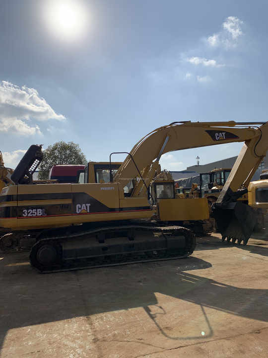 Good Condition Second Hand Caterpillar 325bl Excavator Used Cat 325b 325bl with good condition in stock For Sale - Excavadora de cadenas: foto 4 Good Condition Second Hand Caterpillar 325bl Excavator Used Cat 325b 325bl with good condition in stock For Sale - Excavadora de cadenas: foto 4