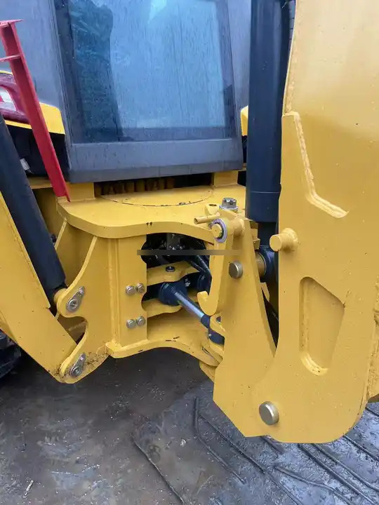 HT636 Mini Tractor with Front End Loader and Backhoe Efficient Cat 420F2 Backhoe Loader Weichai Engine New Condition - Retroexcavadora: foto 4 HT636 Mini Tractor with Front End Loader and Backhoe Efficient Cat 420F2 Backhoe Loader Weichai Engine New Condition - Retroexcavadora: foto 4