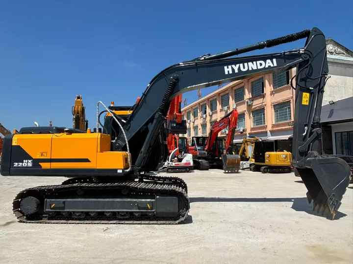 HYUNDAI 96% New HX220s Used Excavator, Korea 22 Ton HX210 HX225 HX 210 220 225 9S 22Ton Crawler Radio Digger Equipment Machine - Excavadora: foto 4 HYUNDAI 96% New HX220s Used Excavator, Korea 22 Ton HX210 HX225 HX 210 220 225 9S 22Ton Crawler Radio Digger Equipment Machine - Excavadora: foto 4