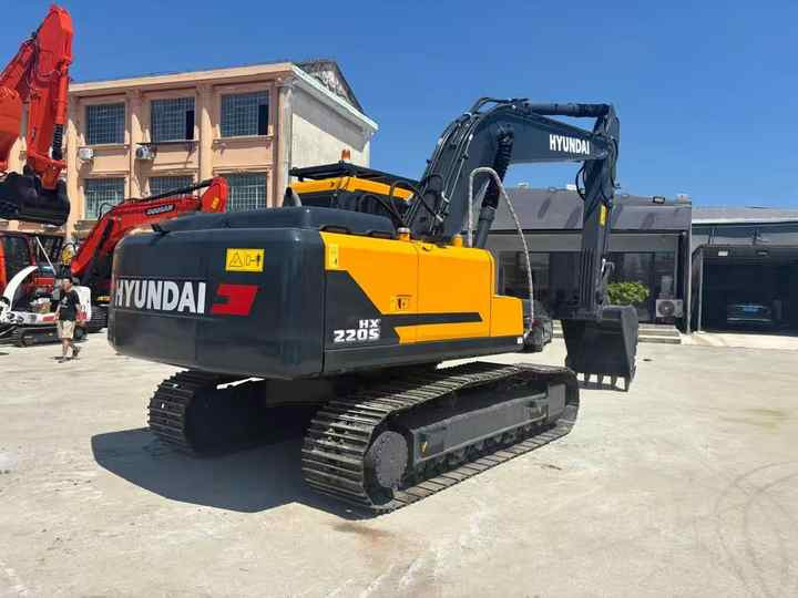 HYUNDAI 96% New HX220s Used Excavator, Korea 22 Ton HX210 HX225 HX 210 220 225 9S 22Ton Crawler Radio Digger Equipment Machine - Excavadora: foto 3 HYUNDAI 96% New HX220s Used Excavator, Korea 22 Ton HX210 HX225 HX 210 220 225 9S 22Ton Crawler Radio Digger Equipment Machine - Excavadora: foto 3