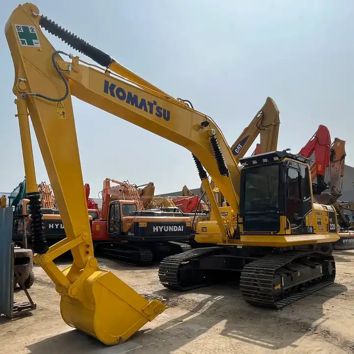 Komatsu Pc200-8 Pc200-7 Pc220-8 Excavator,Used Japan Original Komatsu Pc200-8 Excavator Shovel Hot Sale Spot,Low Price - Excavadora de cadenas: foto 1 Komatsu Pc200-8 Pc200-7 Pc220-8 Excavator,Used Japan Original Komatsu Pc200-8 Excavator Shovel Hot Sale Spot,Low Price - Excavadora de cadenas: foto 1