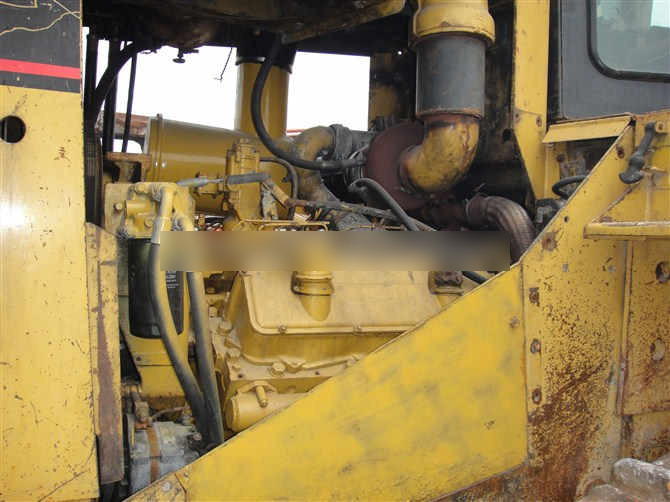 Original Well-Maintained CAT D8R D9R Used Bulldozer for Sale - Bulldozer: foto 4 Original Well-Maintained CAT D8R D9R Used Bulldozer for Sale - Bulldozer: foto 4
