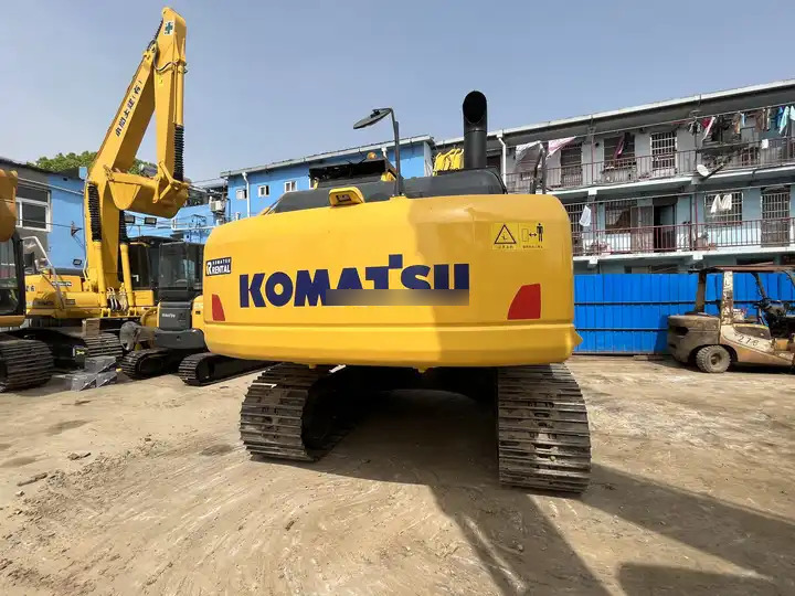 PC220-8 USED EXCAVATOR Good Condition Komatsu PC 200 Original Japan Cheap Used Excavators Used Original Japan Komatsu pc200-8 - Excavadora de cadenas: foto 5 PC220-8 USED EXCAVATOR Good Condition Komatsu PC 200 Original Japan Cheap Used Excavators Used Original Japan Komatsu pc200-8 - Excavadora de cadenas: foto 5
