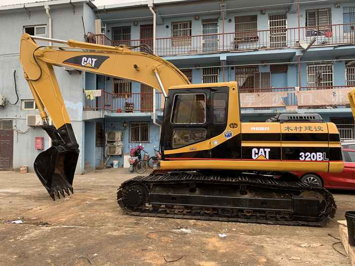 Second Hand Caterpillar 325bl Excavator Used Cat 325b 325bl with good condition in stock For Sale Good Condition - Excavadora de cadenas: foto 3 Second Hand Caterpillar 325bl Excavator Used Cat 325b 325bl with good condition in stock For Sale Good Condition - Excavadora de cadenas: foto 3