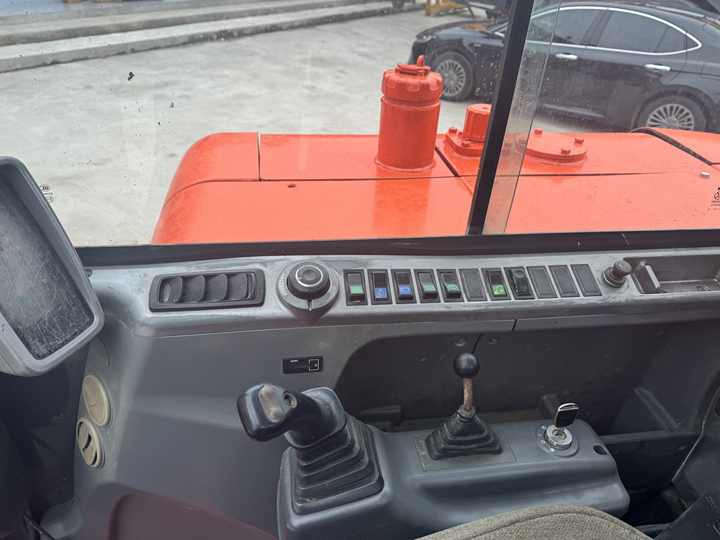 Used Excavator Doosan Dx60 Dx80 Dx75 Excavators Machinery Doosan Dx60 Dx80 Dx75 Dx225 Good Condition Low Price - Excavadora de cadenas: foto 3 Used Excavator Doosan Dx60 Dx80 Dx75 Excavators Machinery Doosan Dx60 Dx80 Dx75 Dx225 Good Condition Low Price - Excavadora de cadenas: foto 3