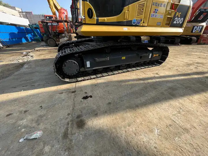 Used Komatsu Pc200-8 Excavator,20 Ton Komatsu Pc200-8n1 Pc220-8mo Hydraulic Crawler Backhoe Medium Excavator Rega In Stock - Excavadora de cadenas: foto 4 Used Komatsu Pc200-8 Excavator,20 Ton Komatsu Pc200-8n1 Pc220-8mo Hydraulic Crawler Backhoe Medium Excavator Rega In Stock - Excavadora de cadenas: foto 4