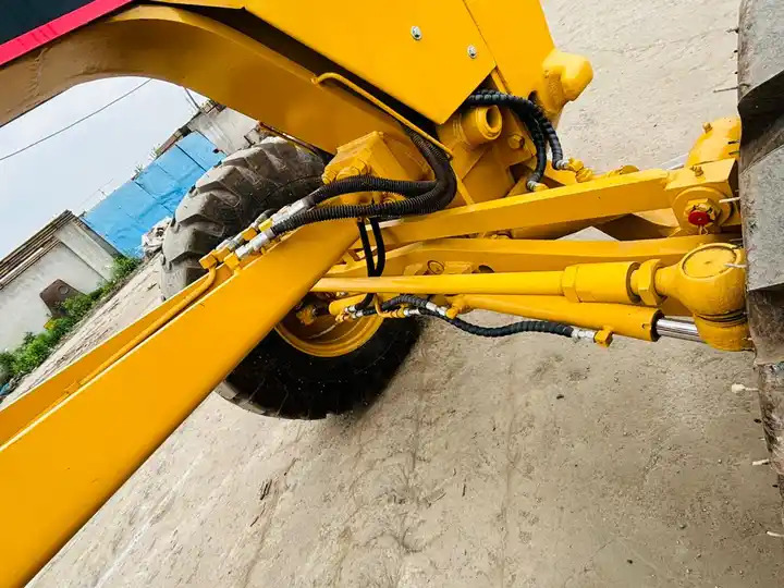 Used Motor Grader With Ripper Cat 140h Original Japan,Caterpillar Second Hand Motor Grader With Best Price In Shanghai - Grader: foto 5 Used Motor Grader With Ripper Cat 140h Original Japan,Caterpillar Second Hand Motor Grader With Best Price In Shanghai - Grader: foto 5