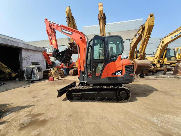 Used excavator doosan dx60 excavators machinery doosan dx60 dx80 dx75 dx225 dh60 dh60-7 excavator - Excavadora de cadenas: foto 4 Used excavator doosan dx60 excavators machinery doosan dx60 dx80 dx75 dx225 dh60 dh60-7 excavator - Excavadora de cadenas: foto 4