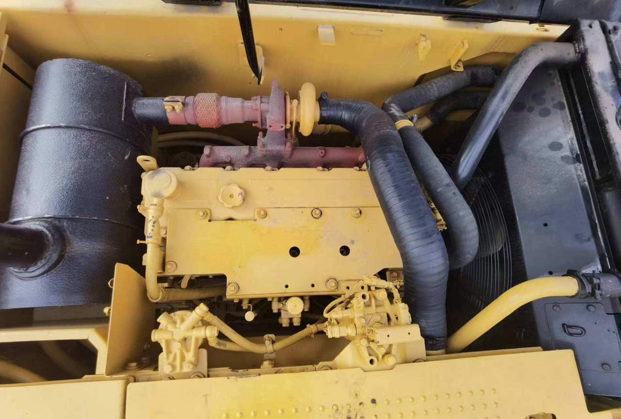 Chinese cheap excavator 85% new cat 320d track excavator price - Excavadora de cadenas: foto 3 Chinese cheap excavator 85% new cat 320d track excavator price - Excavadora de cadenas: foto 3