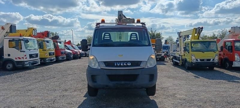 Iveco Daily Multitel 160 ALU DS - 16m - Camión con plataforma elevadora: foto 3 Iveco Daily Multitel 160 ALU DS - 16m - Camión con plataforma elevadora: foto 3