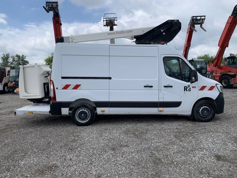 Renault Master Klubb K32 - 12,5 m, 120 kg - Camión con plataforma elevadora: foto 4 Renault Master Klubb K32 - 12,5 m, 120 kg - Camión con plataforma elevadora: foto 4