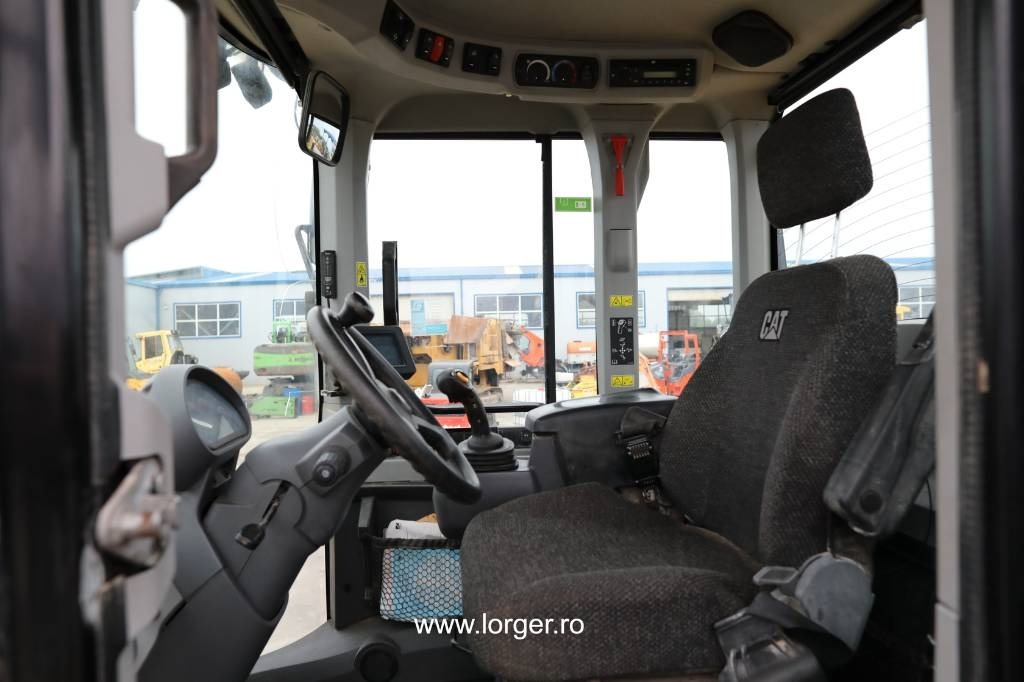 Cargadora de ruedas CAT 938 M: foto 19 Cargadora de ruedas CAT 938 M: foto 19