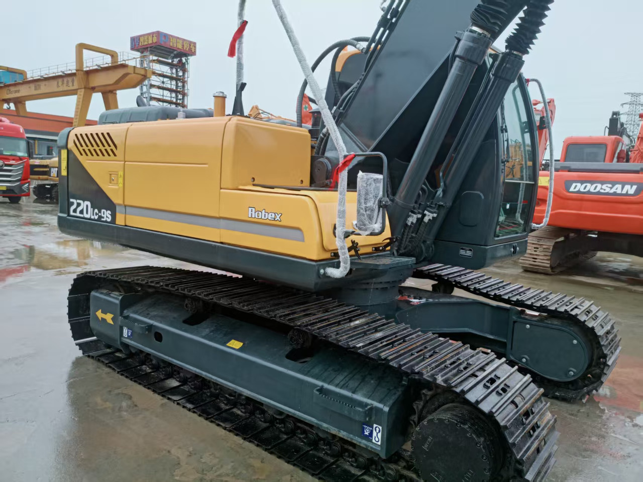 Hyundai 220-9 - Excavadora: foto 5 Hyundai 220-9 - Excavadora: foto 5