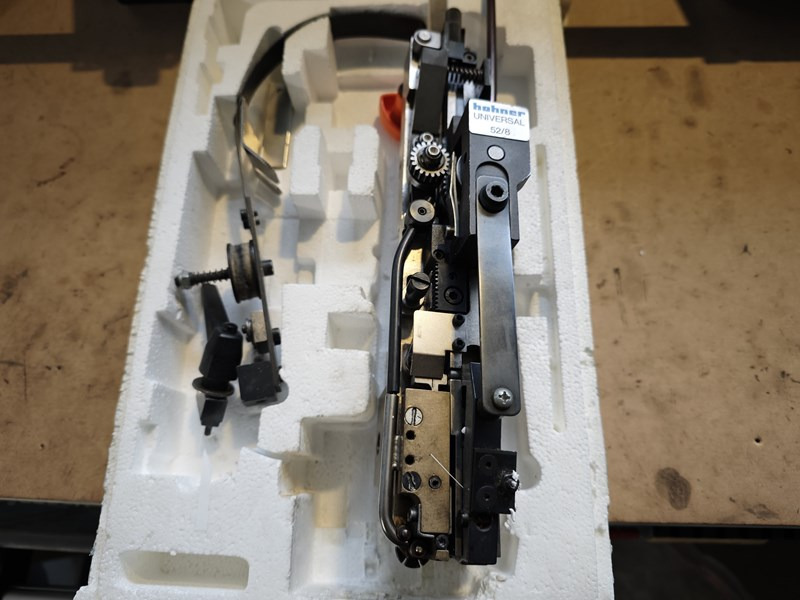 Hohner stitching head 52/8 - Máquina de impresión: foto 2 Hohner stitching head 52/8 - Máquina de impresión: foto 2