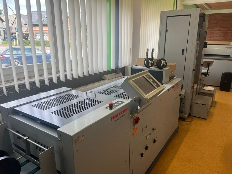 Horizon SPF-200A FC-200A VAC-100a VAC-100c - Máquina de impresión: foto 1 Horizon SPF-200A FC-200A VAC-100a VAC-100c - Máquina de impresión: foto 1