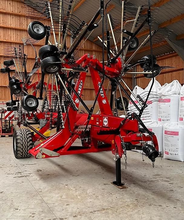 J.Reiff Sarl
Herr Stefan Neukirch - 77 Z.I in den - Henificadora: foto 1 J.Reiff Sarl
Herr Stefan Neukirch - 77 Z.I in den - Henificadora: foto 1