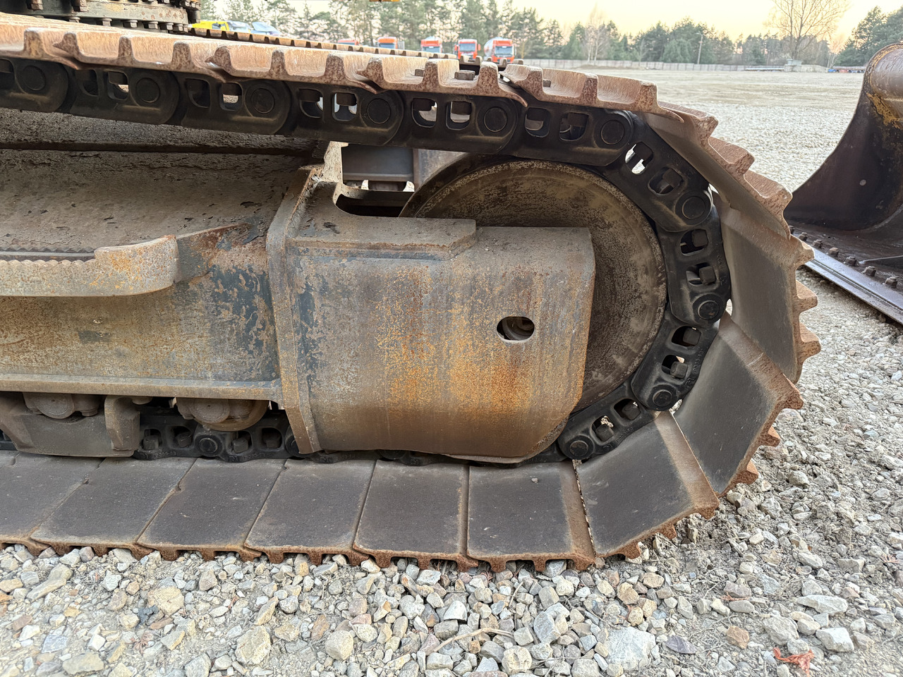 Excavadora de cadenas KOMATSU PC 360 LC-11: foto 32