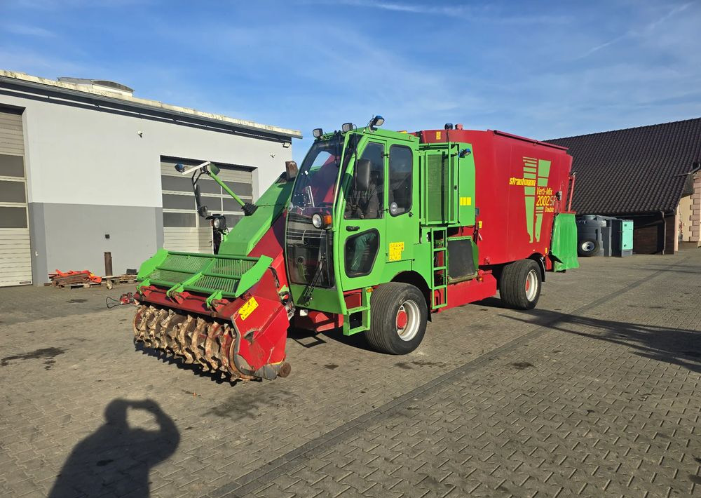 Strautmann Verti-Mix 2002SF Double - Maquinaria ganadera: foto 1 Strautmann Verti-Mix 2002SF Double - Maquinaria ganadera: foto 1