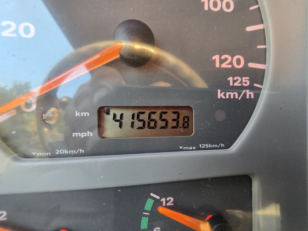 Camión multibasculante MAN TGA 26.413: foto 17