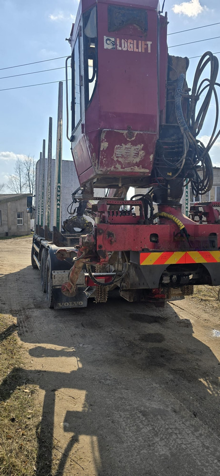 VOLVO FH 460 - Camión forestal: foto 3 VOLVO FH 460 - Camión forestal: foto 3