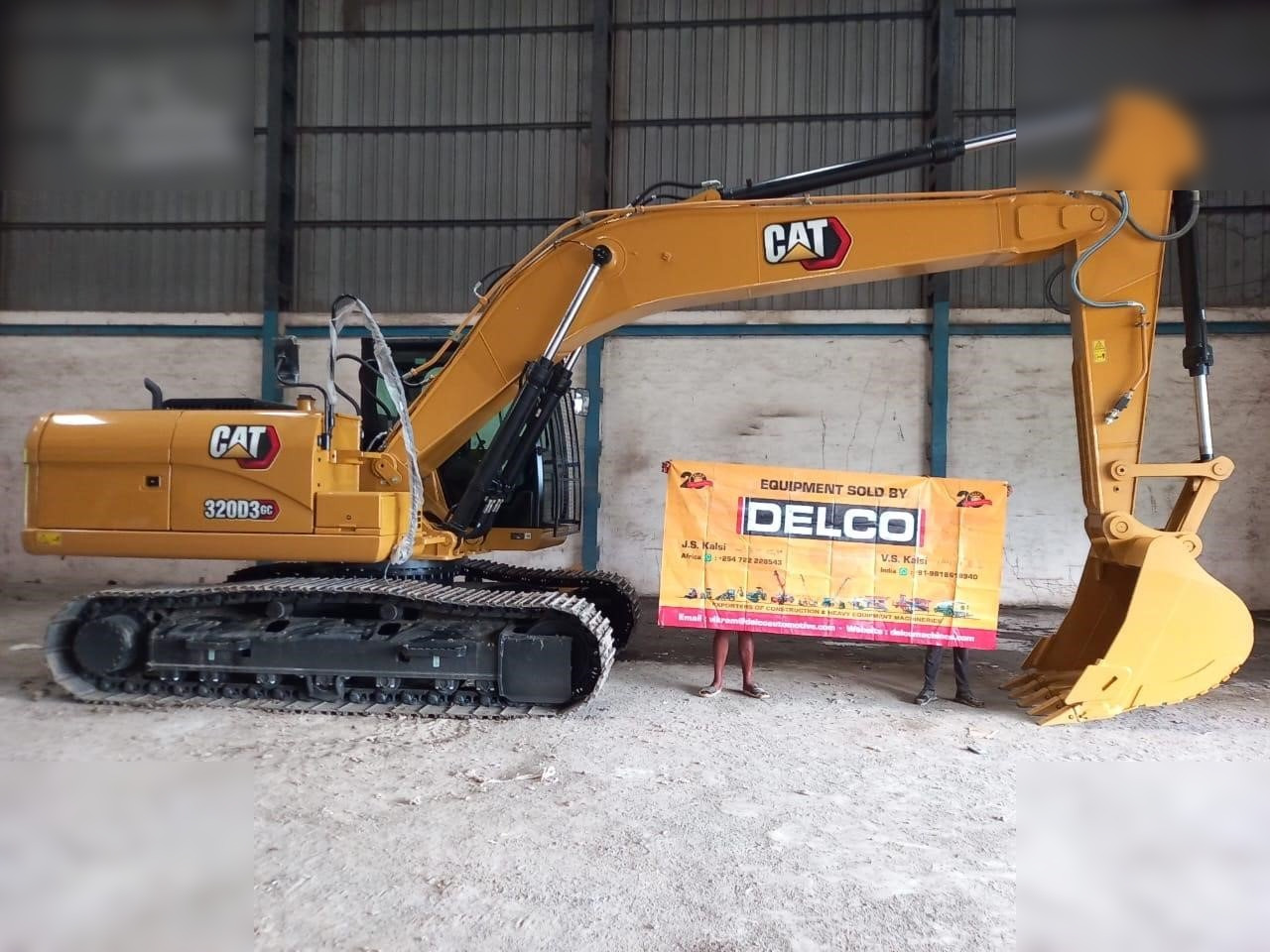 CATERPILLAR 320D3GC - Excavadora de cadenas: foto 1 CATERPILLAR 320D3GC - Excavadora de cadenas: foto 1