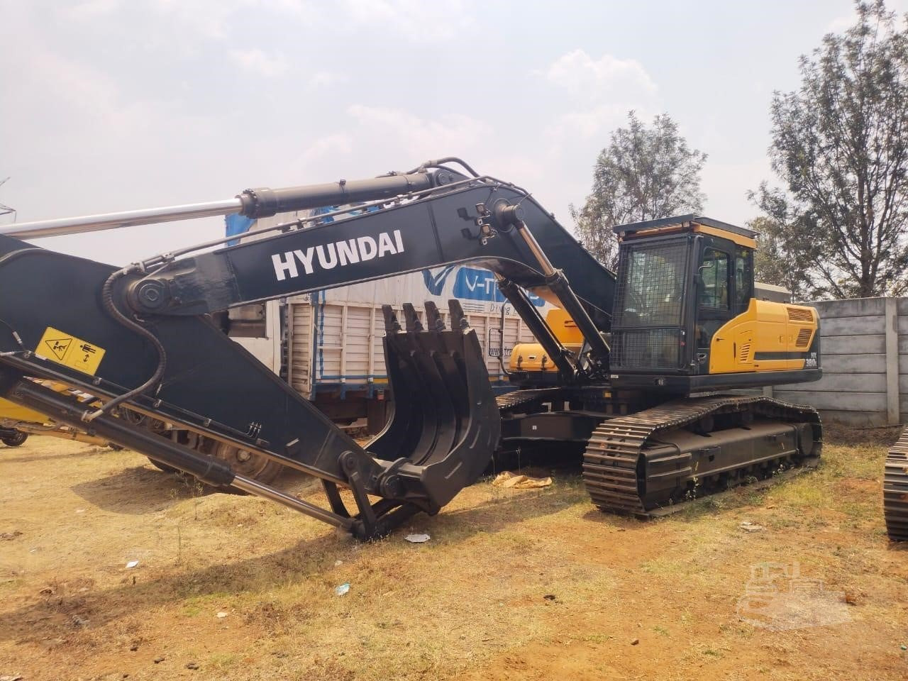 HYUNDAI HX380L - Excavadora de cadenas: foto 2 HYUNDAI HX380L - Excavadora de cadenas: foto 2