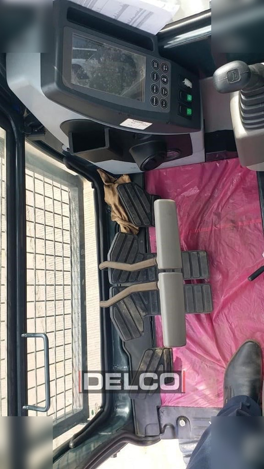 Excavadora de cadenas nuevo HYUNDAI ROBEX 210: foto 16