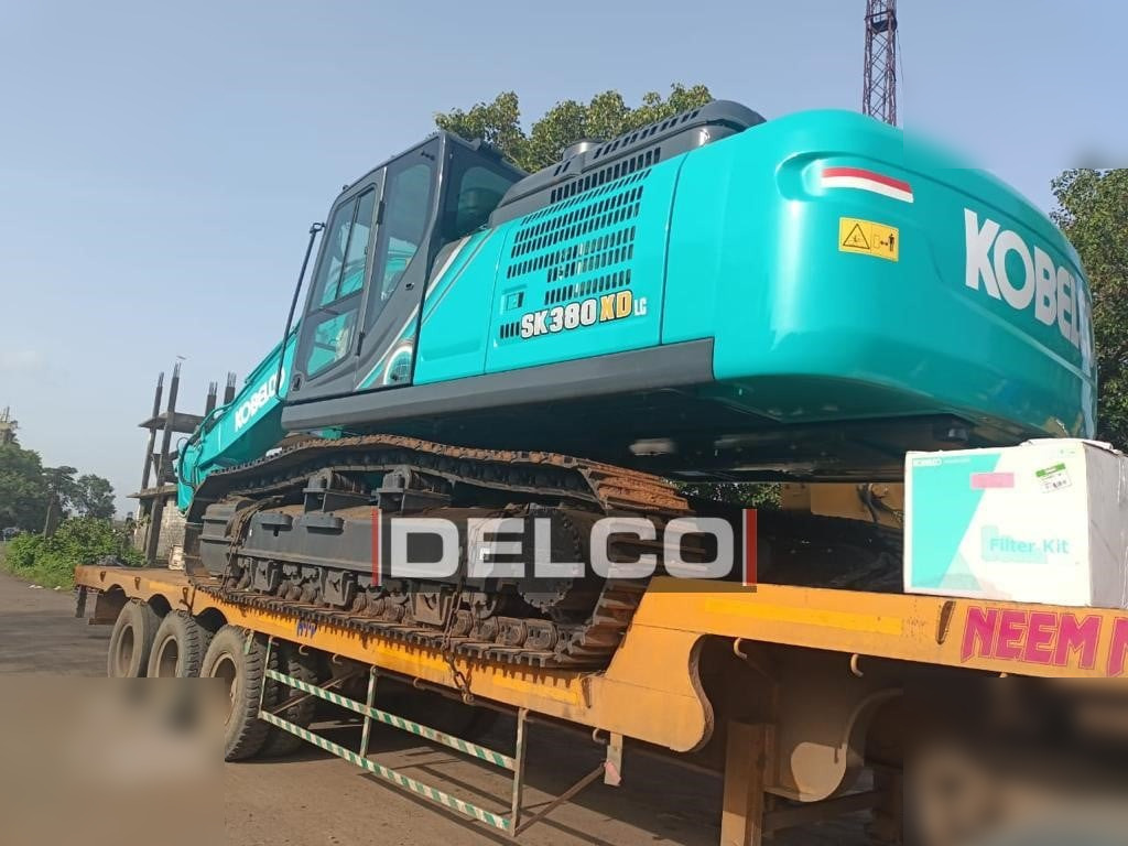 KOBELCO SK380XD LC-10 - Excavadora de cadenas: foto 4 KOBELCO SK380XD LC-10 - Excavadora de cadenas: foto 4