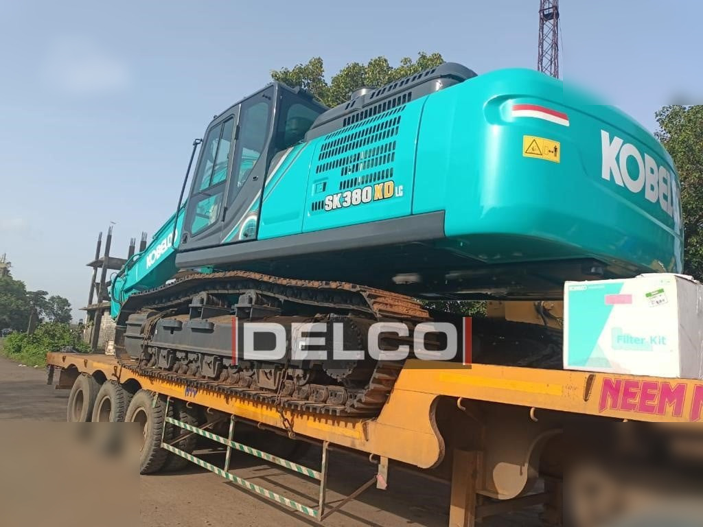KOBELCO SK380XD LC-10 - Excavadora de cadenas: foto 2 KOBELCO SK380XD LC-10 - Excavadora de cadenas: foto 2