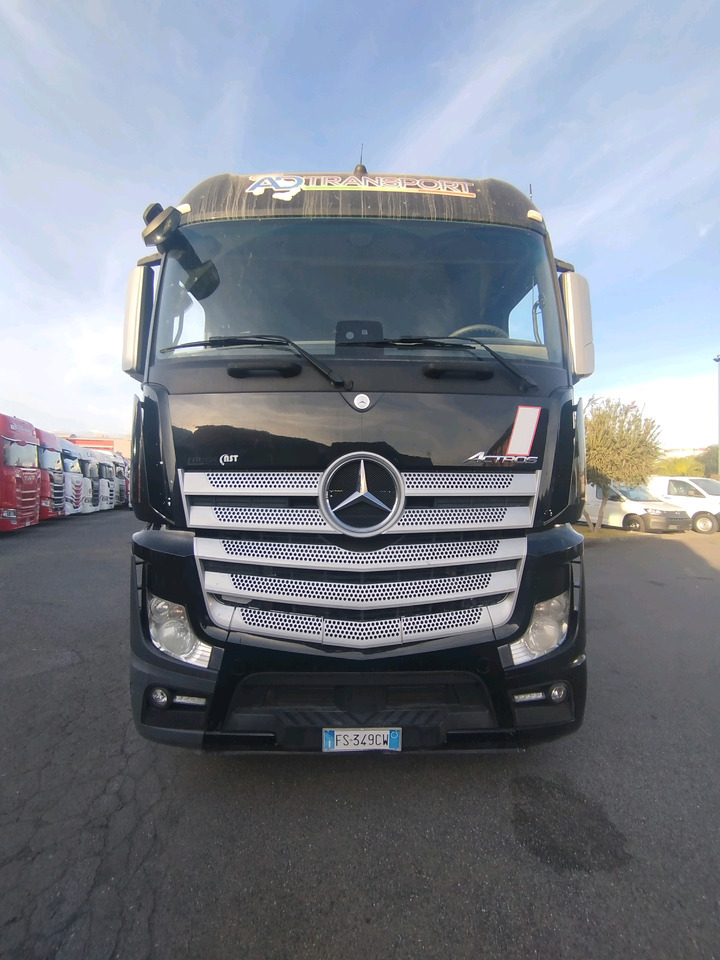 Mercedes Actros 1848 - Cabeza tractora: foto 3 Mercedes Actros 1848 - Cabeza tractora: foto 3