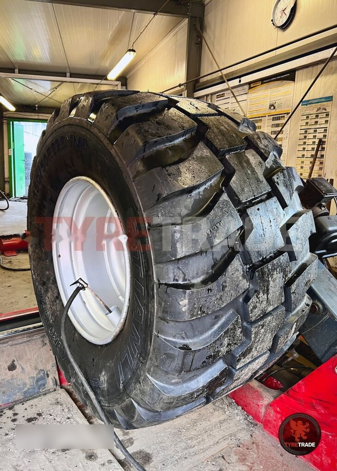 Tianli 710/50R30.5 AGRO GRIP HD STEEL BELT 176D TL - Neumático para Remolque agrícola: foto 1 Tianli 710/50R30.5 AGRO GRIP HD STEEL BELT 176D TL - Neumático para Remolque agrícola: foto 1