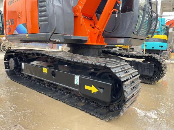 Excavadora de cadenas Hitachi zaxis 70: foto 6