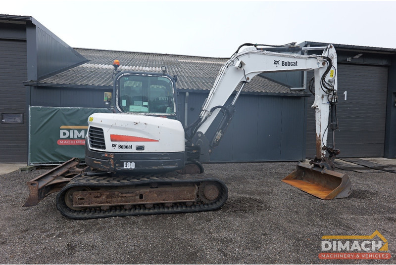 Bobcat E80 EA Airco - centrale smering - Verachtert CW10 hydraulische snelwissel - Excavadora: foto 2 Bobcat E80 EA Airco - centrale smering - Verachtert CW10 hydraulische snelwissel - Excavadora: foto 2