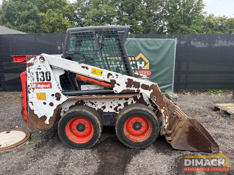Bobcat S130 - Minicargadora: foto 2 Bobcat S130 - Minicargadora: foto 2