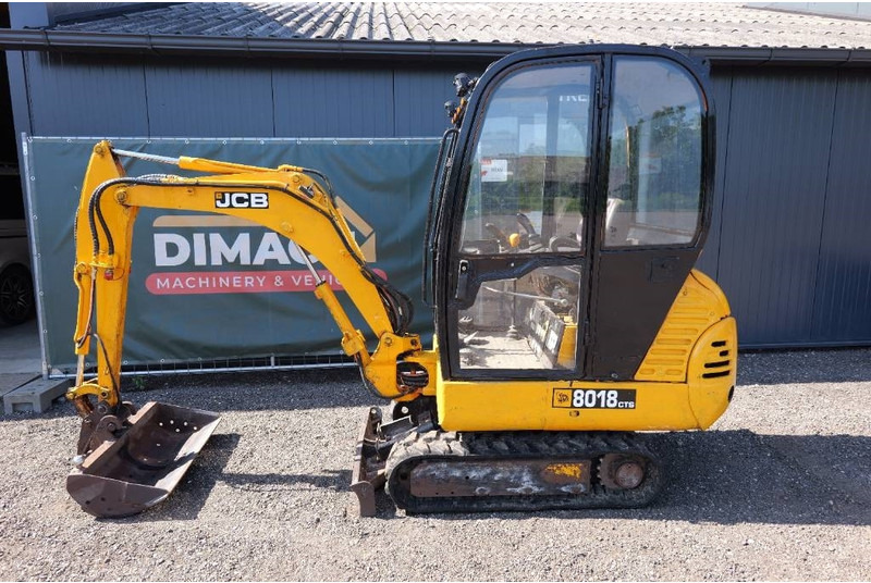JCB 8018 CTS hydro quick hitch cw05 - Miniexcavadora: foto 1 JCB 8018 CTS hydro quick hitch cw05 - Miniexcavadora: foto 1