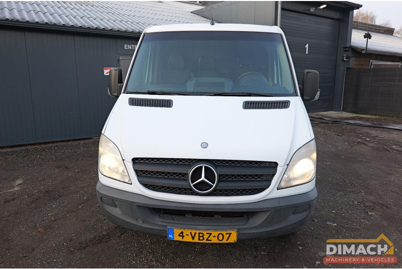 Mercedes-Benz 906 KA 35 Sprinter 313 - Euro 4 - L2H2 - trekhaak - airco - NL auto - Furgón: foto 3 Mercedes-Benz 906 KA 35 Sprinter 313 - Euro 4 - L2H2 - trekhaak - airco - NL auto - Furgón: foto 3