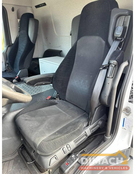 Mercedes-Benz Actros 1833 4x2 - aanhanger koffer, Euro 6 - Camión caja cerrada: foto 4 Mercedes-Benz Actros 1833 4x2 - aanhanger koffer, Euro 6 - Camión caja cerrada: foto 4