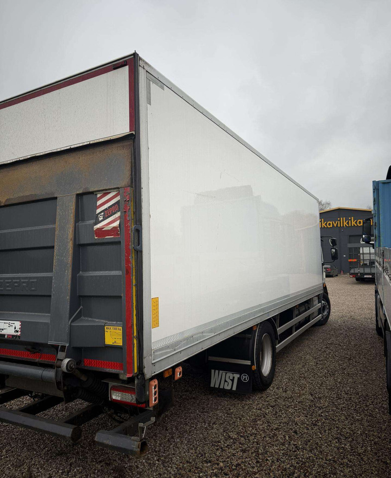 Volvo Kėbulas - Camión caja cerrada: foto 3 Volvo Kėbulas - Camión caja cerrada: foto 3