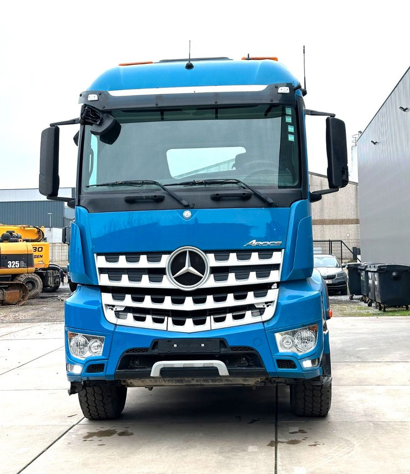 Mercedes-Benz Arocs 2851/6x4/ Kipphydraulik - Cabeza tractora: foto 5 Mercedes-Benz Arocs 2851/6x4/ Kipphydraulik - Cabeza tractora: foto 5