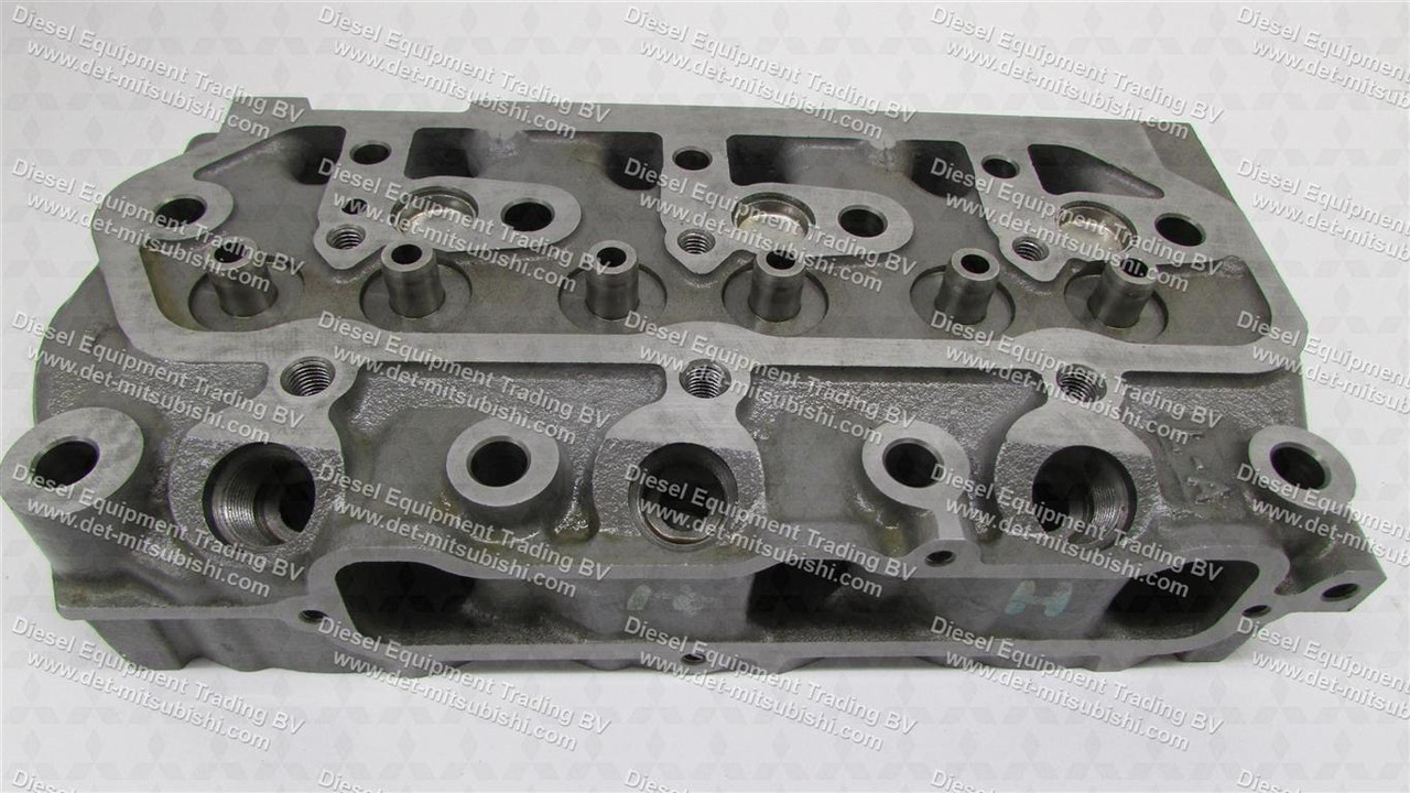 MITSUBISHI HEAD ASM; CYLINDER L3E,L3E2 (W/O VALVES) - Cabezal de bloque para Maquinaria industrial: foto 1 MITSUBISHI HEAD ASM; CYLINDER L3E,L3E2 (W/O VALVES) - Cabezal de bloque para Maquinaria industrial: foto 1