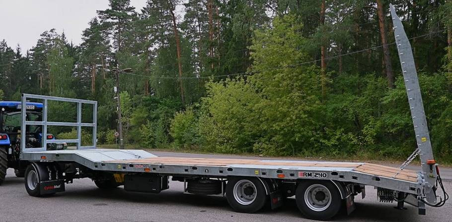 Cynkomet Plattformauflieger / Trailer / Remorque / Rimorchio a piattaforma / Remolque de plataforma / Прицеп для перевозки техники / Przyczepa maszynowa RM-240 18 t - Remolque plataforma agrícola: foto 3 Cynkomet Plattformauflieger / Trailer / Remorque / Rimorchio a piattaforma / Remolque de plataforma / Прицеп для перевозки техники / Przyczepa maszynowa RM-240 18 t - Remolque plataforma agrícola: foto 3
